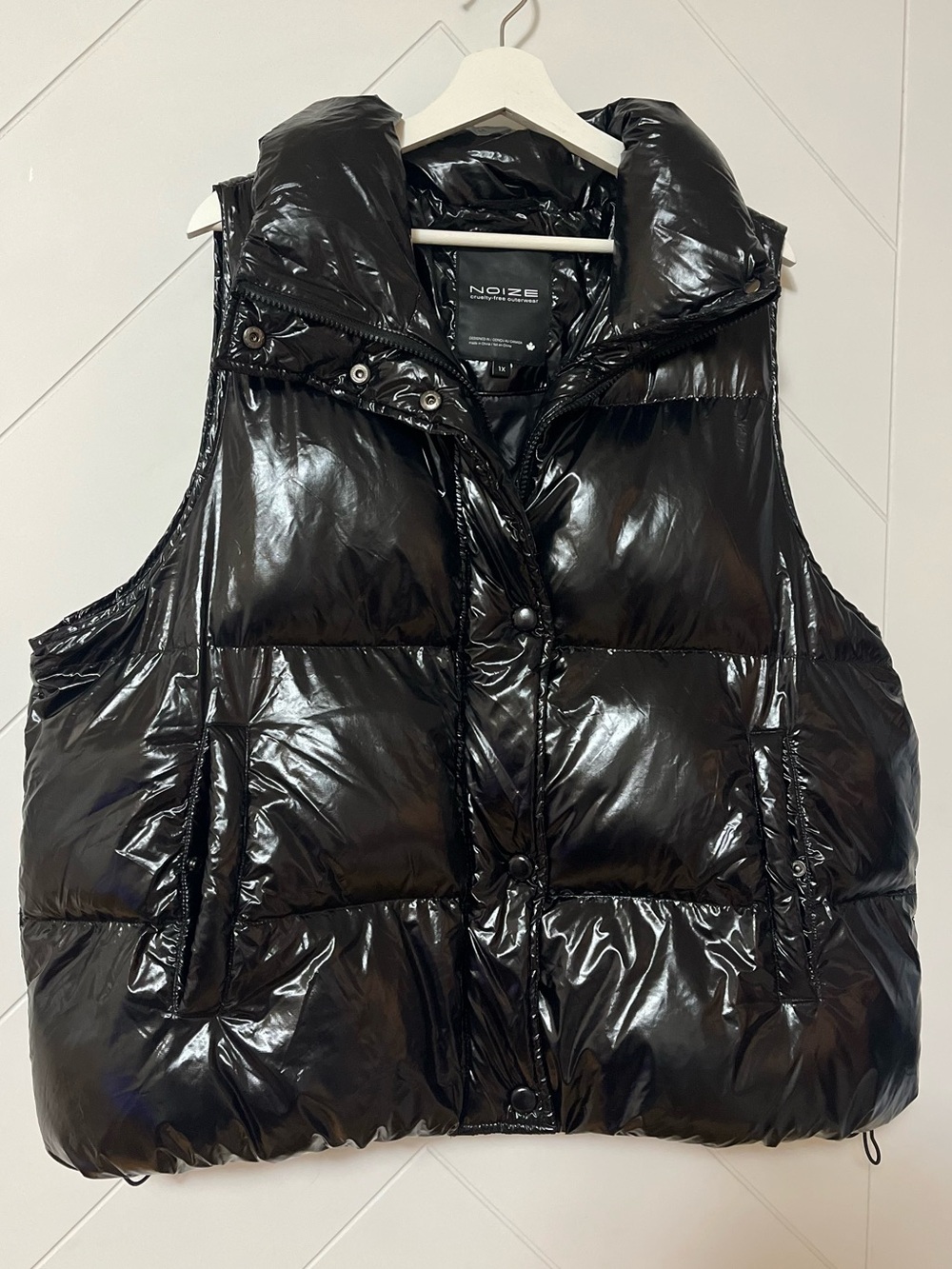 Noize Black Glossy Puffer Vest